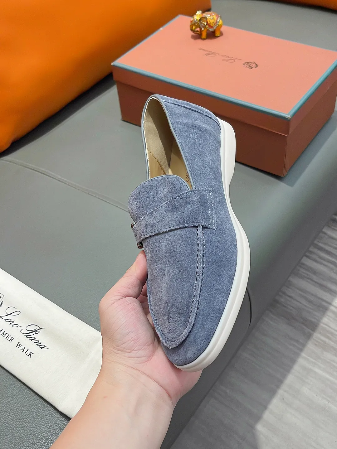 Men's shoes LORO PIANA "LP" P420 Regular size: 38-44 (casual shoes) Product materials: Selected high-mercerized suede upper, comfortable sheepskin lining; original outsole.